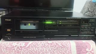TEAC V-850X STEREO CASSETTE DECK. CONTACT: 8709419695 PRICE: 17000/-