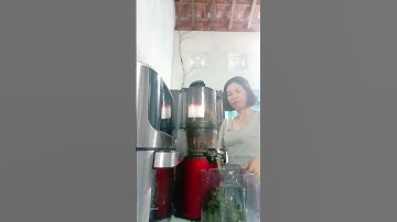 Nước ép cần, dứa hỗ trợ điều trị huyết áp cao