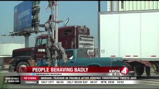 Drivers Stopping on Railroad Tracks Behave Badly