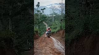 pengantar paket : 5 menit