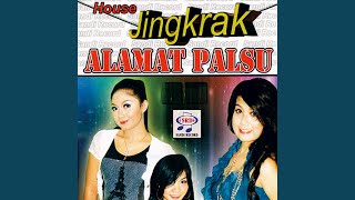 Download Lagu Semakin Sayang Semakin Kejam Download Lagu Semakin Sayang Semakin Kejam