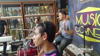 MUSIC CORNER at SMP Pangudi Luhur Jakarta