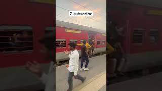 Delhi lines & vibes | platform no.12 & 13 railway crowd #subscribe #train #indiarailway #comment