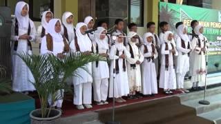 Paduan Suara SD Islam Al-Azhar Kelapa Gading Surabaya - "Hymne Alazka"