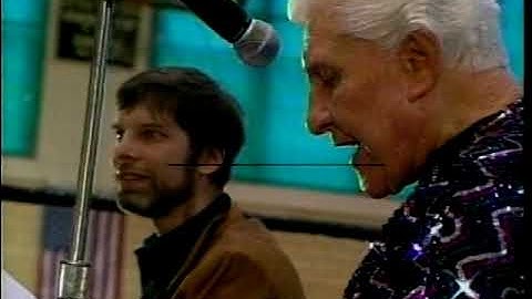 "Classy" Freddie Blassie sings - Pencil Neck Geek