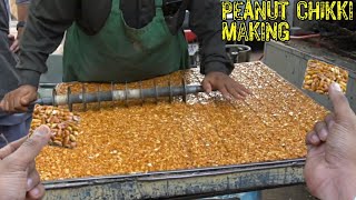Peanut Chikki Recipe | Gurh Mongphali Chikki Recipe.Peanut Bar Making  @KhandaniStreetFood