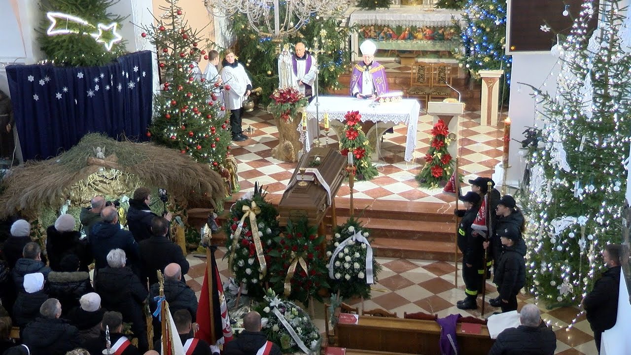 UROCZYSTOŚCI POGRZEBOWE I OSTATNIA DROGA Ś.P. KS. KANONIKA EDWARDA KOZAKIEWICZA KURÓW. DN10.01.2026r