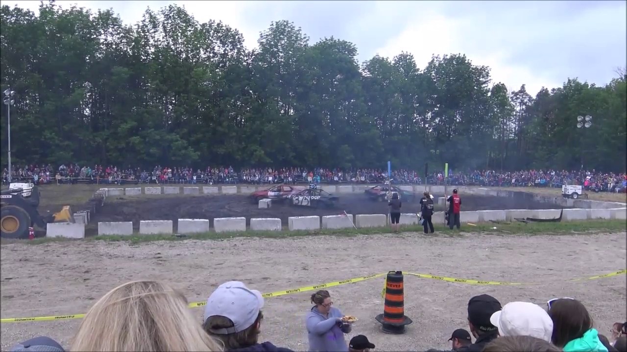 demolition derby 2017 MOUNT FOREST DEMO DERBY FIGURE 8 COUNSI AND FEATURE