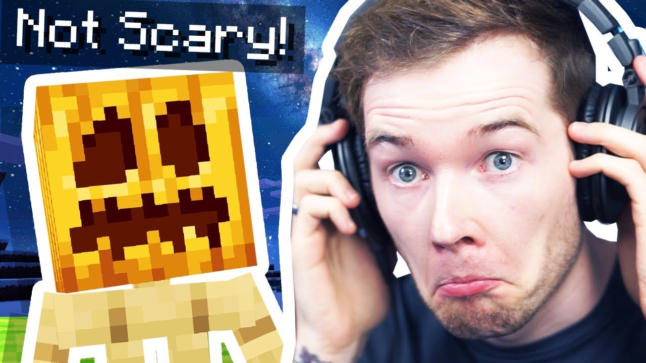 Playing a Not So Scary Minecraft HORROR Map!