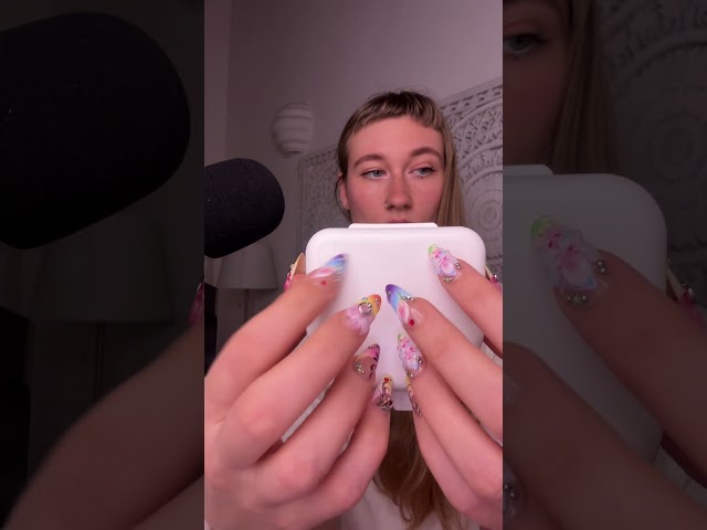 ASMR relaxing tapping sound
