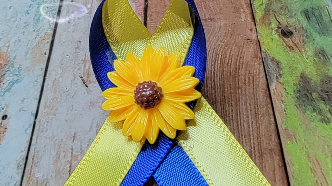 Ukraine Ribbon Support Ukrainian Support Ribbons | Ko-fi shop update - YouTube