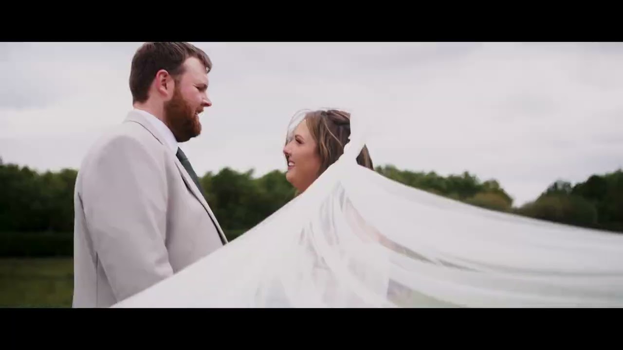 Shauna & Luke's Beautiful Wedding at Stratton Court Barn | Oxfordshire Wedding Videographer