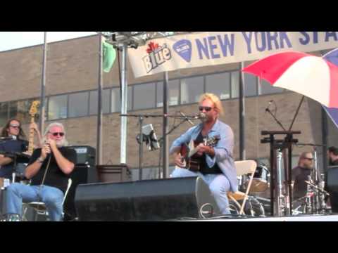 Anders Osborne and Johnny Sansone open the NYS Blues Festival with "Summertime in New Orleans"