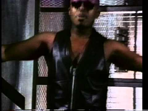 Safe - Mc Rumble featuring Margaret Young