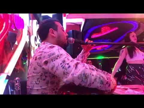 Bitirim Volkan- Bir Hoş Bir Hoş Bakar & Annene Deyiverecem - 2018 Canlı Performans