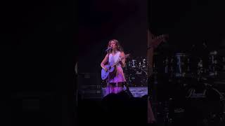 Tori Kelly Paper hearts live 2024 ￼