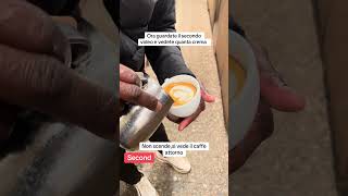 I cappuccini si fanno con la crema e non con la schiuma 🫧 e si vede il caffè attorno…watch this out