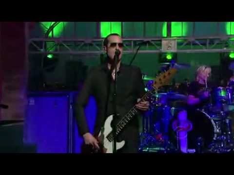 Stone Temple Pilots - Between the Lines (Live Davi...