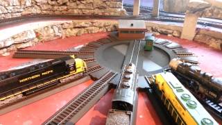 #18b Bachmann HO motorized turntable installed