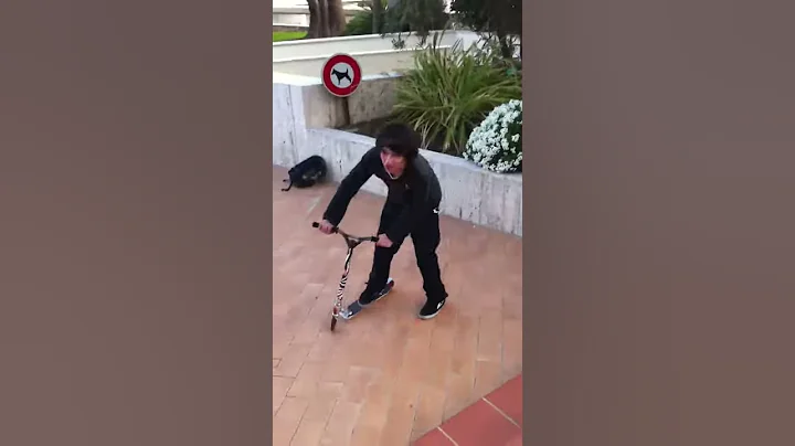 Alex gros gap en trott