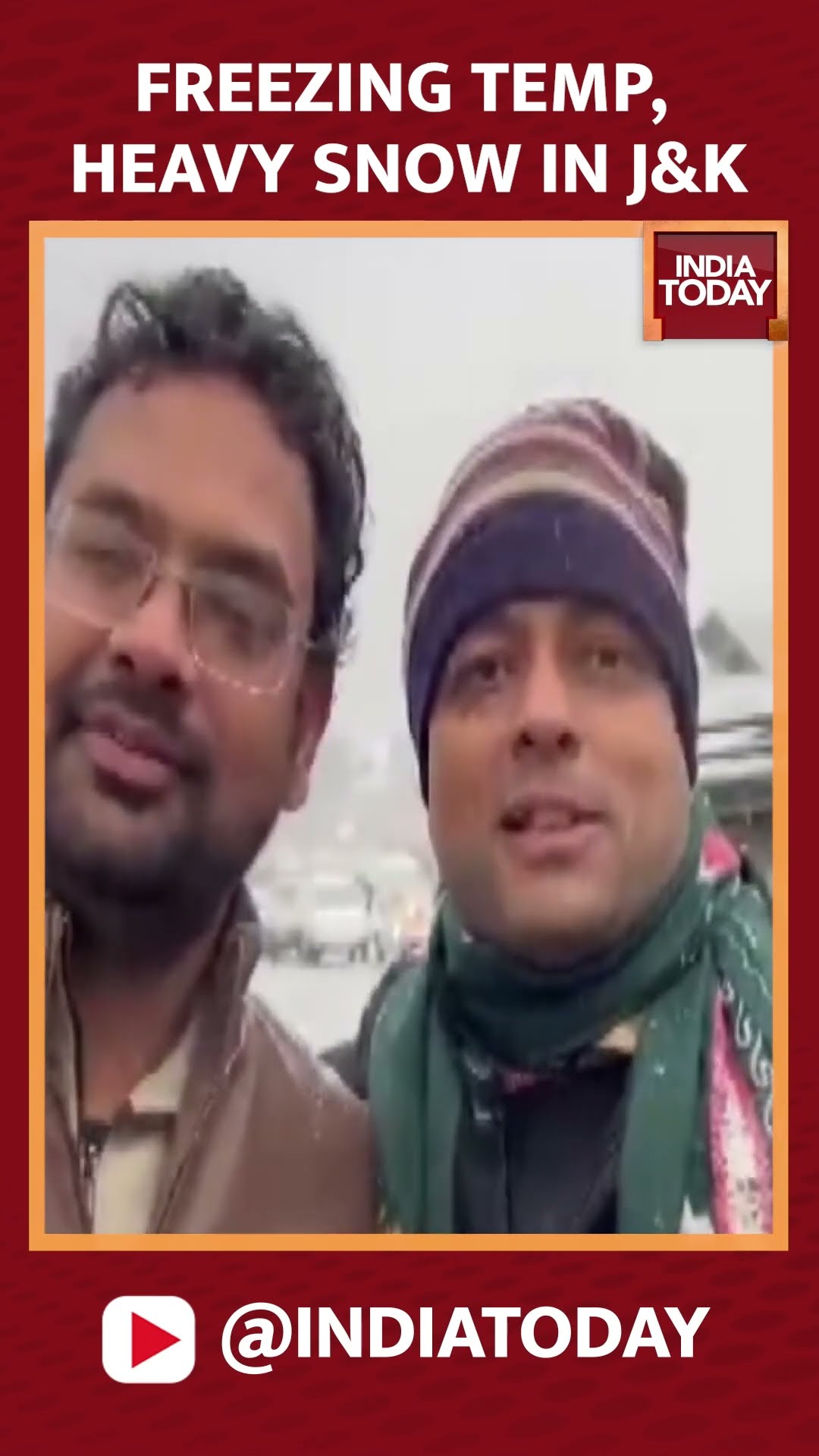 Kashmir Turns White: Spectacular Snowfall In Srinagar, Sonmarg; Severe Cold Wave Grips The Valley