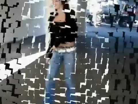 Tecktonik vs. Shuffle Girls