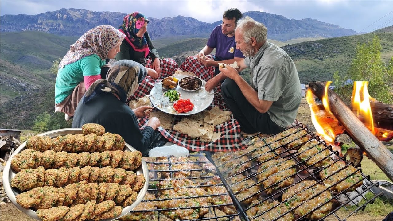 SIRA SIRA KÖFTELER / YAYLADA ODUN ATEŞİNDE IZGARA KÖFTE
