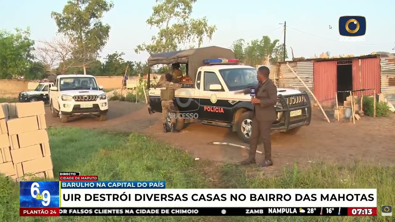 UIR QUEIMA VÁRIAS CASAS DE POPULAÇÃO NO BAIRRO DAS MAHOTAS; TV SUCESSO AO VIVO NO LOCAL