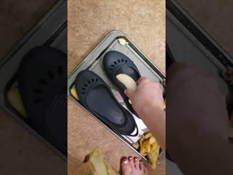 Banana Rama Feet 2