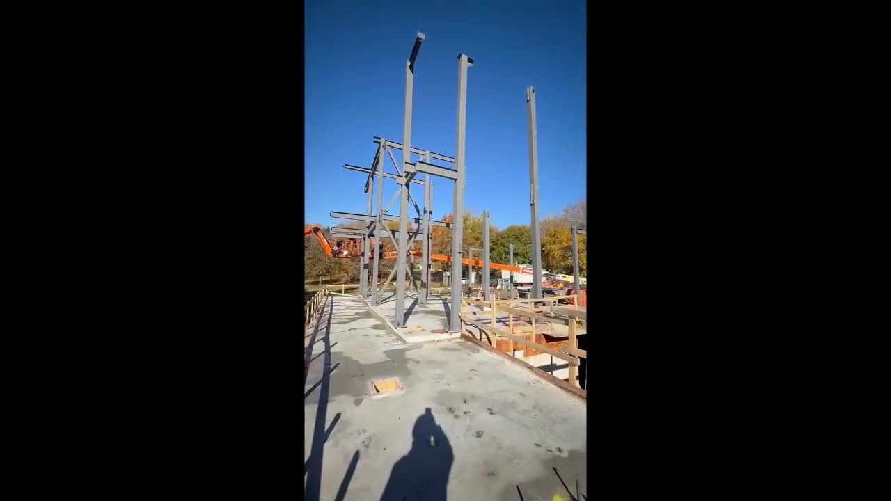 18,000 Sqf Custom House Structure Steel installation。 18000 平方尺豪宅钢结构安装