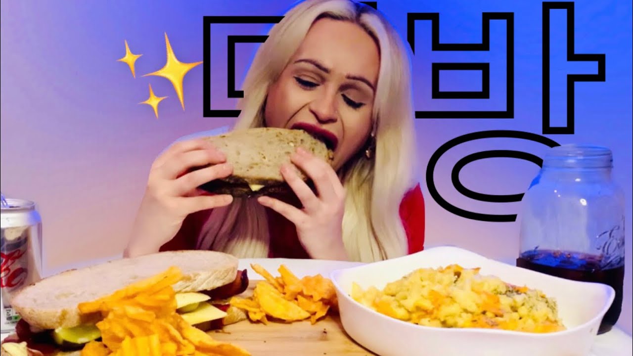 GIANT DINO'S BROOKLYN HOT DOGS & HOMEMADE MAC ‘N’ CHEESE ASMR RECIPE & MUKBANG 먹방 BIG BITES