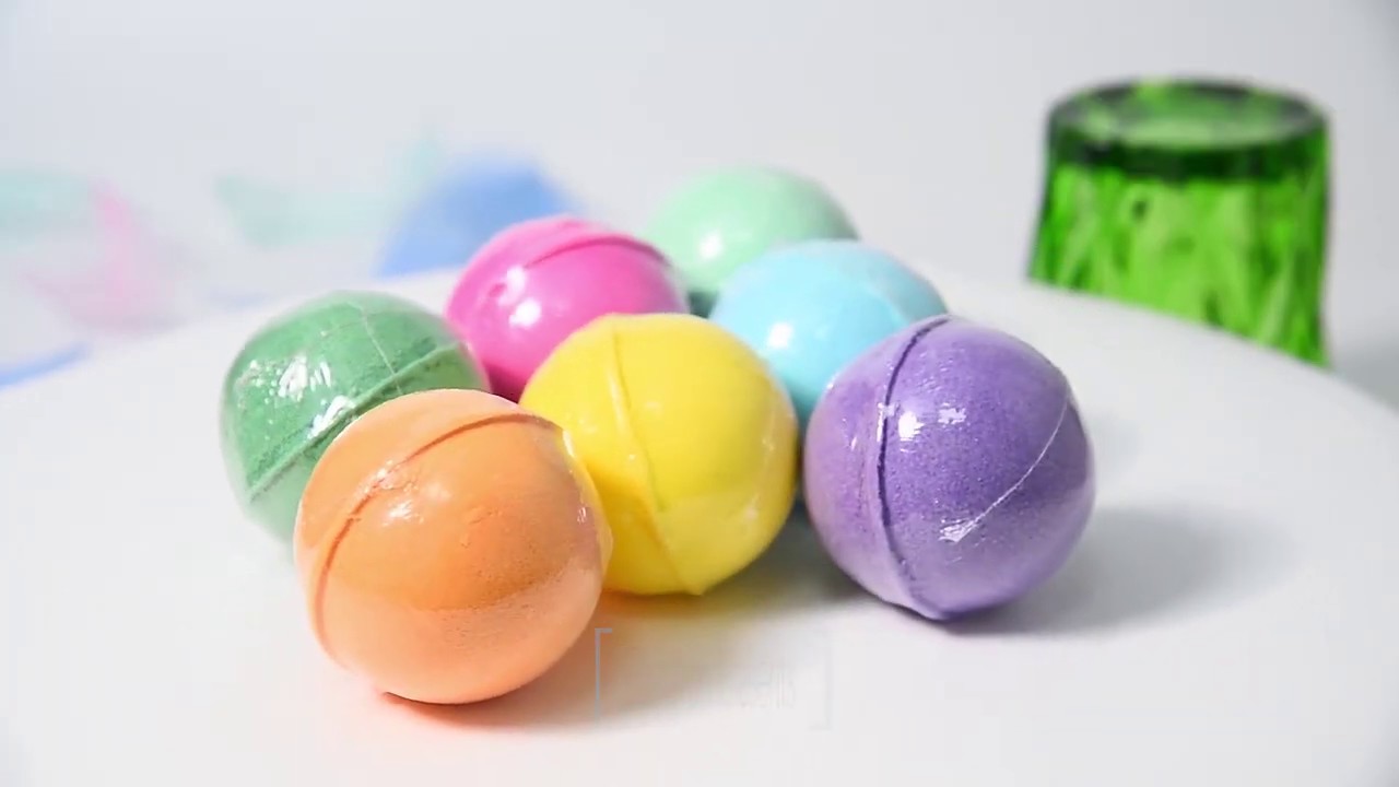Bath bomb with silver jewelry surprise inside！ YouTube