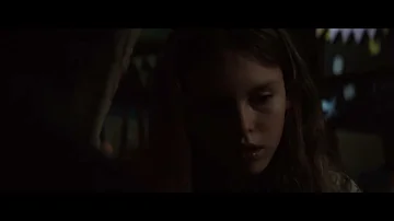 リサトレヴァー 美少女