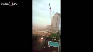 В Израиле упал строительный кран