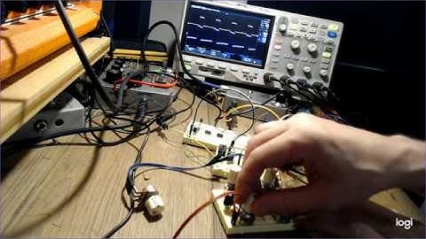 Playing with an Oscillator and Resonant Low Pass Filter