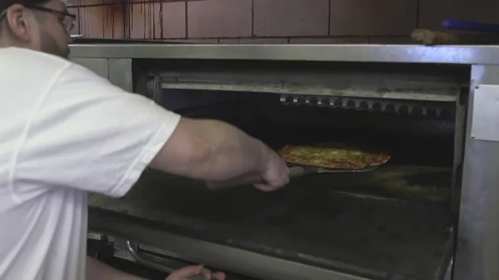 Vito & Nick's, home of Chicago's tavern-style pizz...