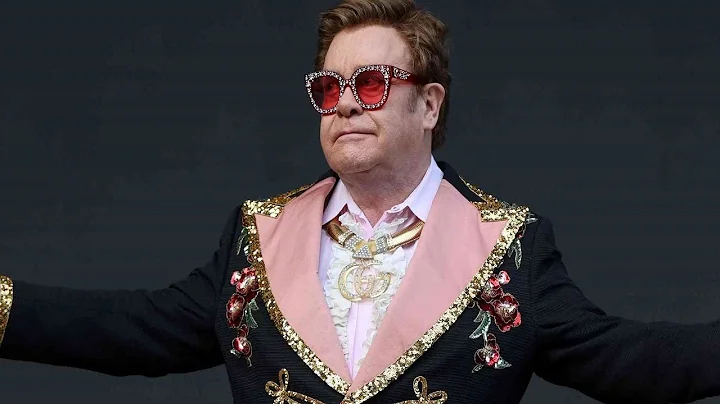 Elton John Shared Upsetting News About His Health
