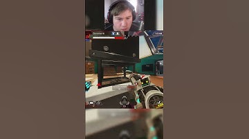 1v3 WITH 1 HP In Apex Legends!