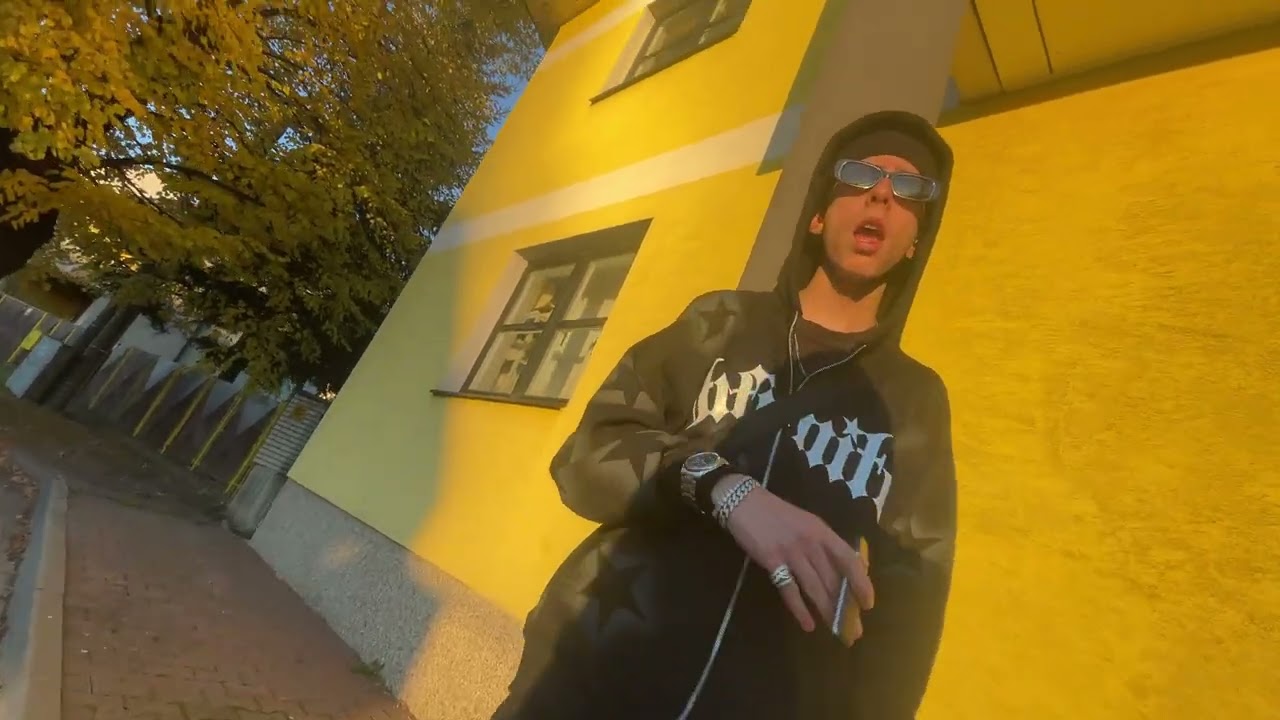 Watch Femin - Shake it (OFFICIAL VIDEO) on YouTube Watch Femin - Shake it (OFFICIAL VIDEO) on YouTube
