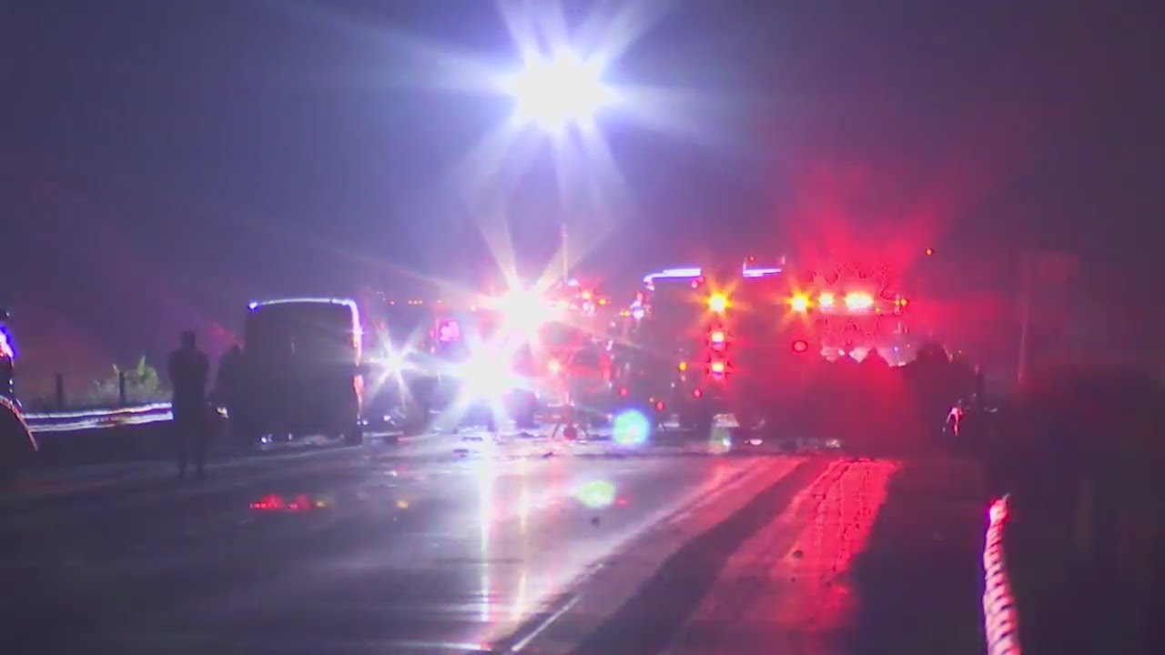 Three dead after overnight crash on I-80 in Centre County - YouTube