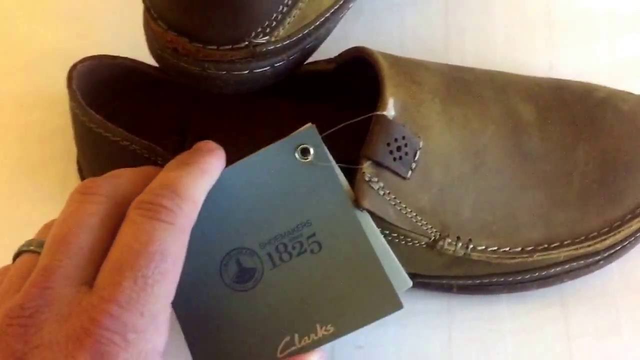 clarks men's slip ons