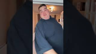 Who Has A Friend Whos Always Right??