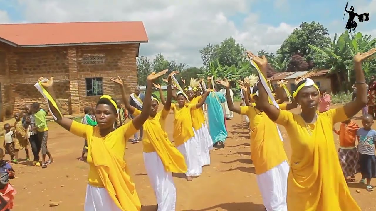 ivyizankibi vyaberey muri paroisse bugendana  choral nezerwa urugendo kuramutsa  choral ntambirimana