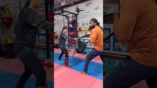 V KARATE, GIRLS, WOMENS, STREET SAFETY #selfdefense #trending #shorts #vkarate #martialarts #school