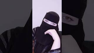 ياحبي أنا محتاجة شخص رومنسي وحنون يدلعني بقوة