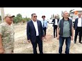 Ташиев поручил закончить строительство дорог, ведущих к школе имени Терешковой до середины августа