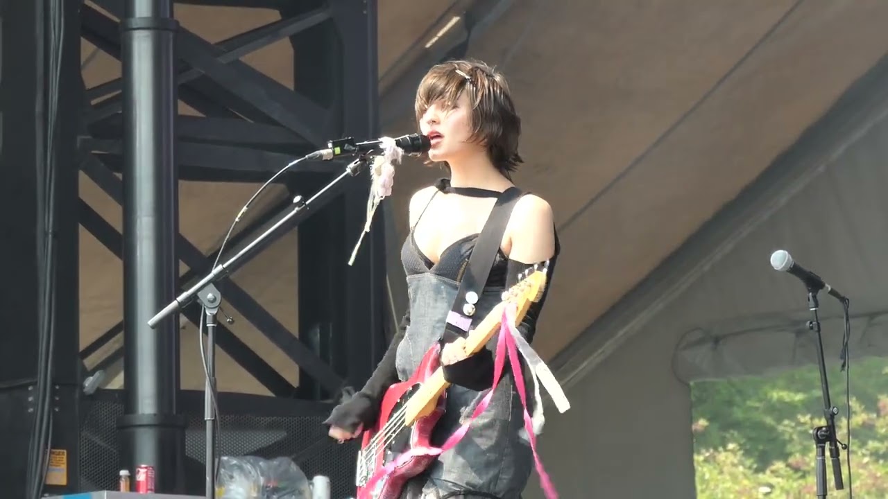 julie Live Lollapalooza Music Festival July 31 2025 Chicago IL Grant Park