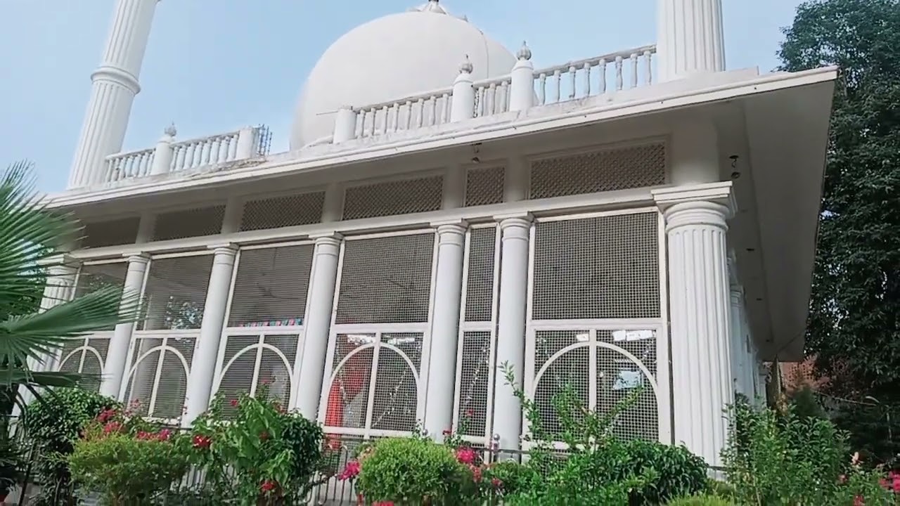 dargha hazrat sujat r a kakrala Sharif up