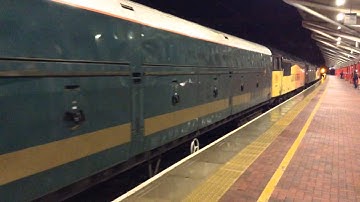 **Rare** Colas Rail 56105 + WCRC 47425 + Colas Rail 56094 pass Rugby 23/12/13