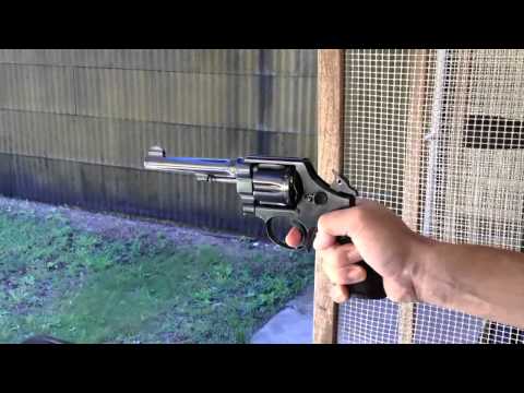 shooting-a-smith-&-wesson-model-1917-.45-acp-revolver